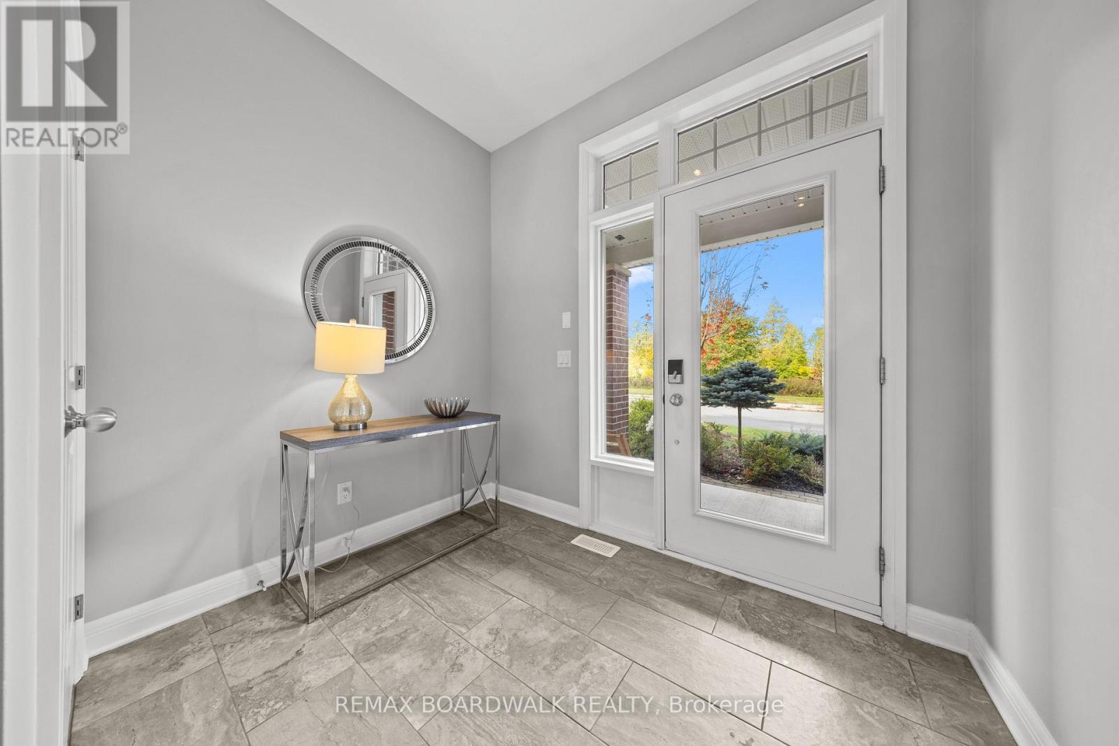 359 Kilspindie Ridge, Ottawa, Ontario  K2J 5M8 - Photo 3 - X13881866