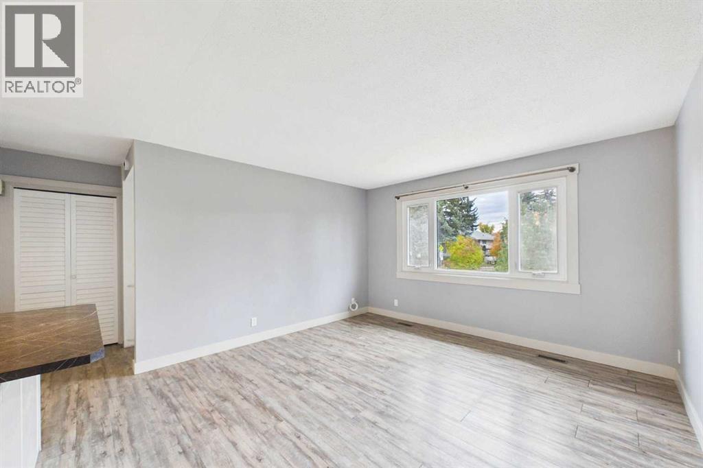 10 Watson Street, Red Deer, Alberta  T4N 5Z3 - Photo 7 - A2350566