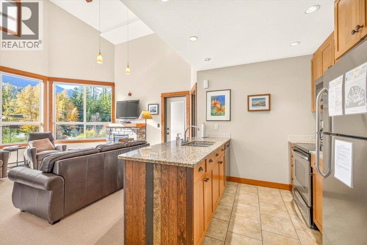 4559 Timberline Crescent Unit# 647, Fernie, British Columbia  V0B 1M5 - Photo 3 - 10402570