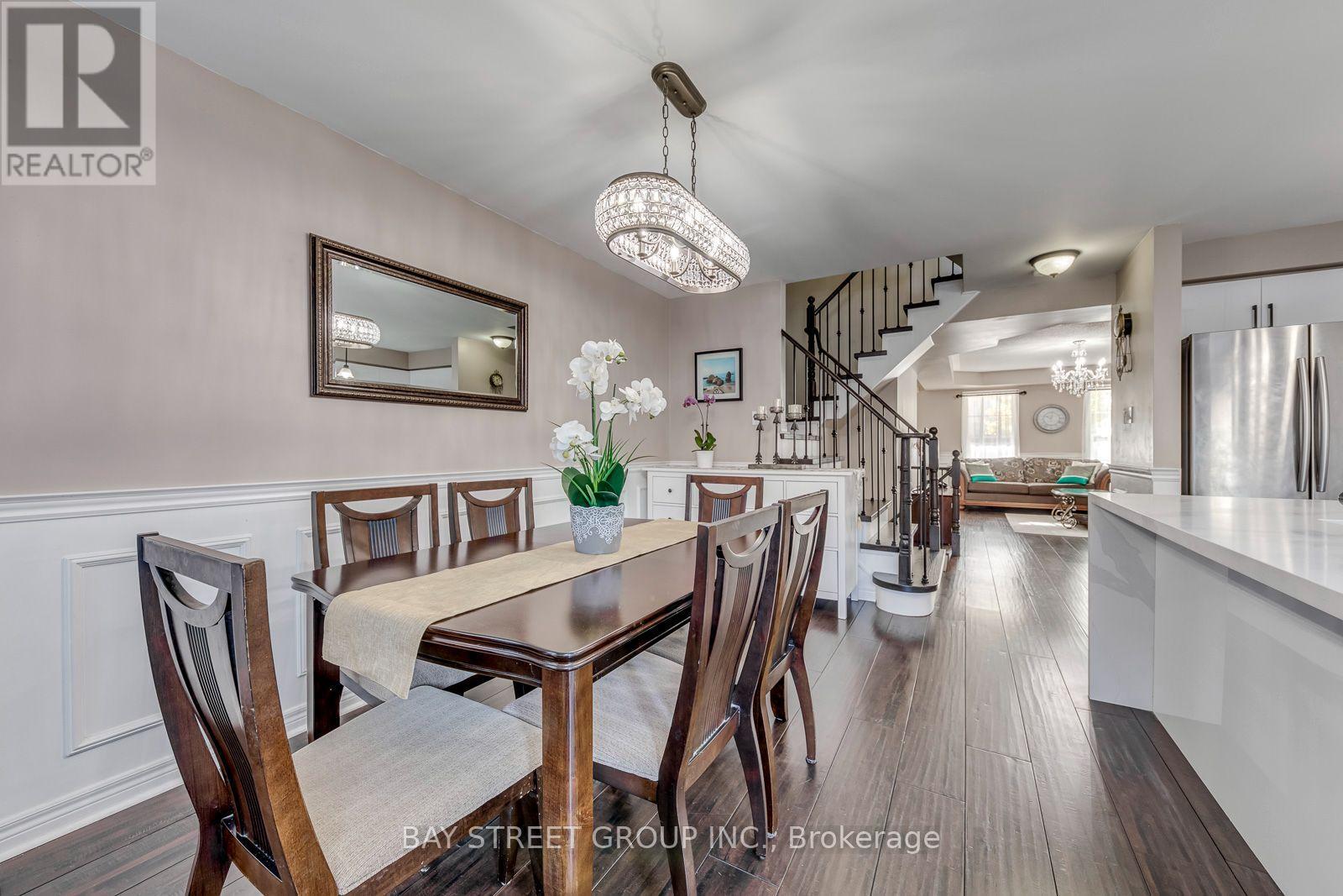 213 Littlewood Drive, Oakville, Ontario  L6H 6T8 - Photo 11 - W13885310