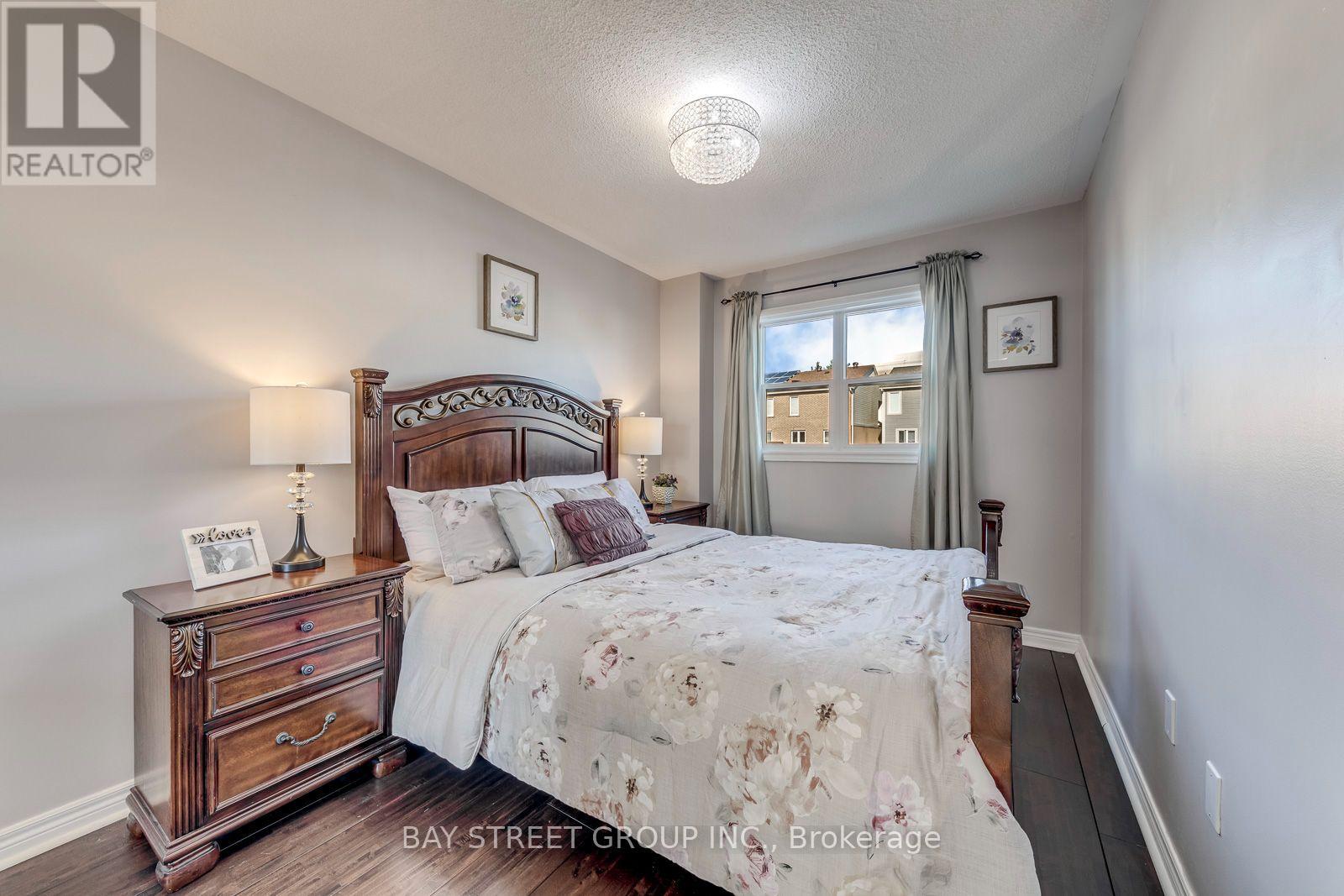 213 Littlewood Drive, Oakville, Ontario  L6H 6T8 - Photo 20 - W13885310