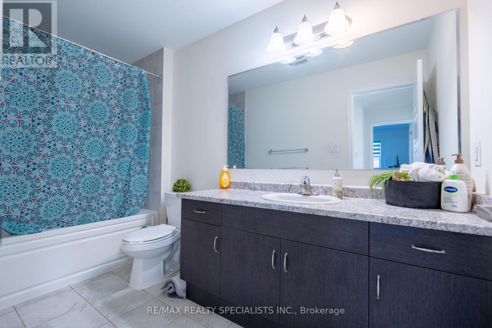 1 Boothill Drive, Brampton, Ontario  L7A 5E5 - Photo 17 - W13883518