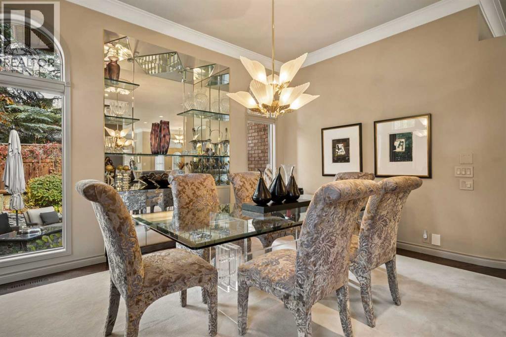 39 Baycrest Court SW