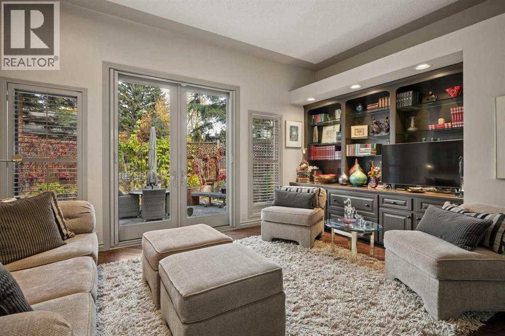 39 Baycrest Court SW