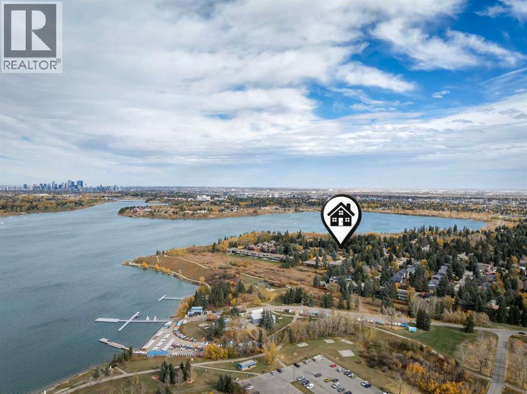 39 Baycrest Court SW