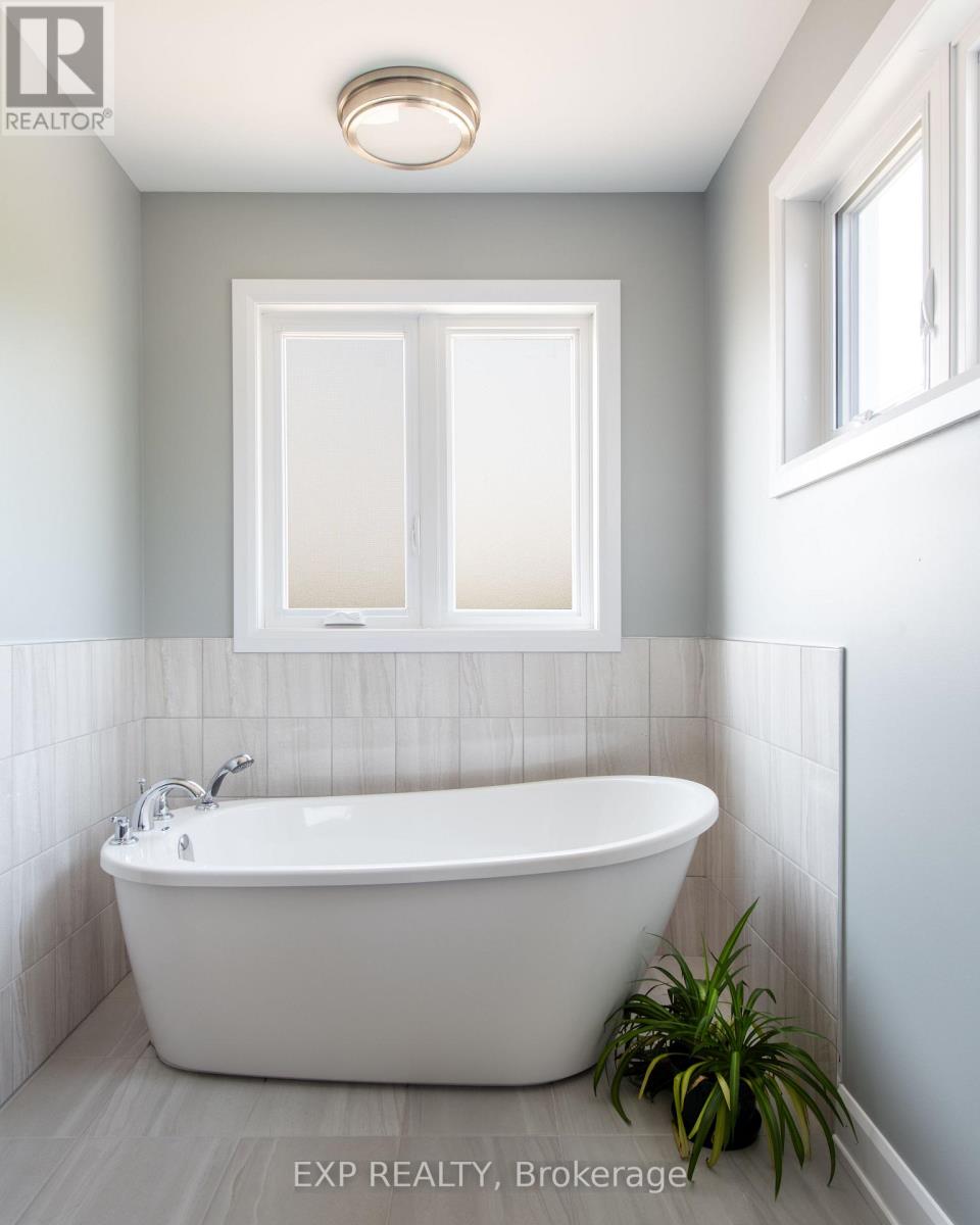 803 Solidex Place, Russell, Ontario  K4R 0C7 - Photo 25 - X13885338