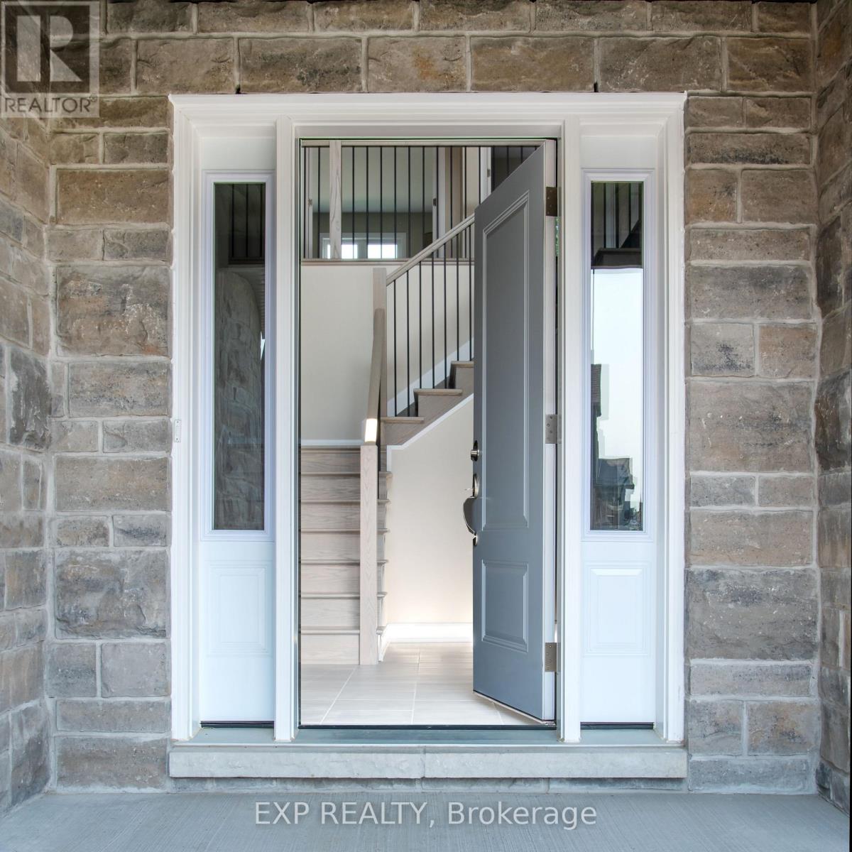 803 Solidex Place, Russell, Ontario  K4R 0C7 - Photo 3 - X13885338