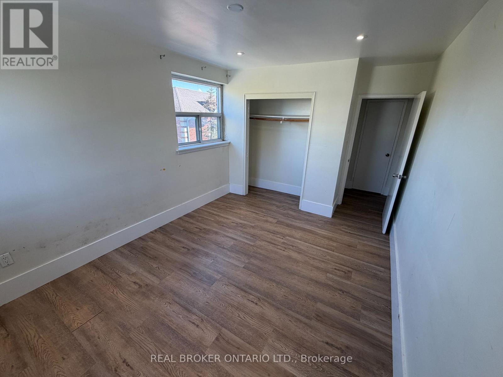 202 - 50 Benson Avenue, Richmond Hill, Ontario  L4C 4E6 - Photo 6 - N13885336