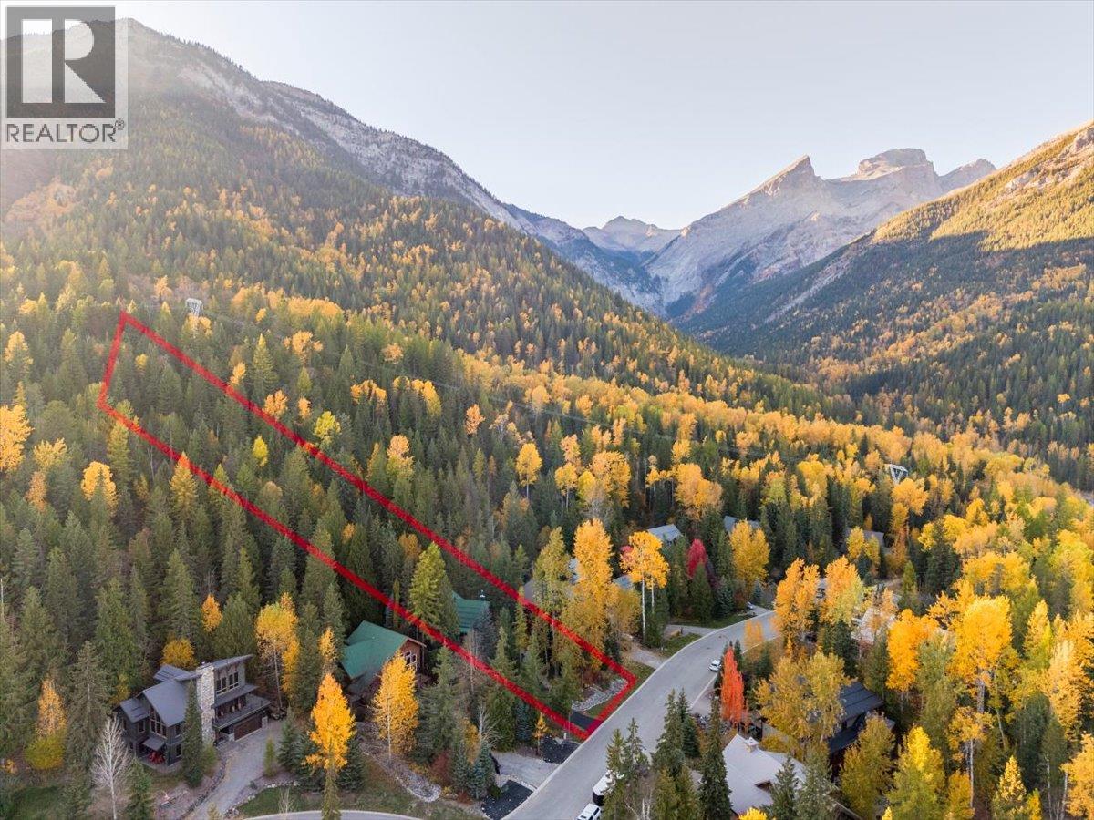15 ALPINE TRAIL Crescent