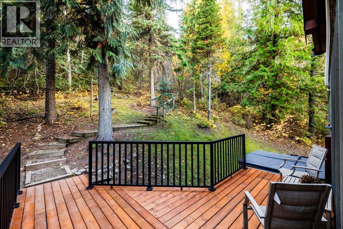 15 ALPINE TRAIL Crescent