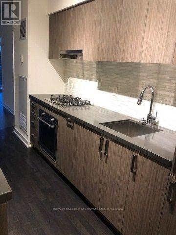 412 - 501 St Clair Avenue W, Toronto, Ontario  M5P 0A2 - Photo 5 - C13849036