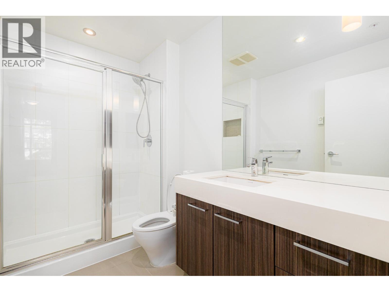 203 545 Foster Avenue, Coquitlam, British Columbia  V3J 0B3 - Photo 15 - R3172508