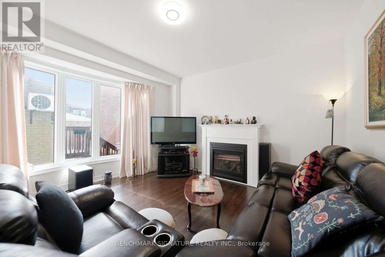 69 Windyton Avenue, Markham, Ontario  L6B 1M4 - Photo 14 - N13885366