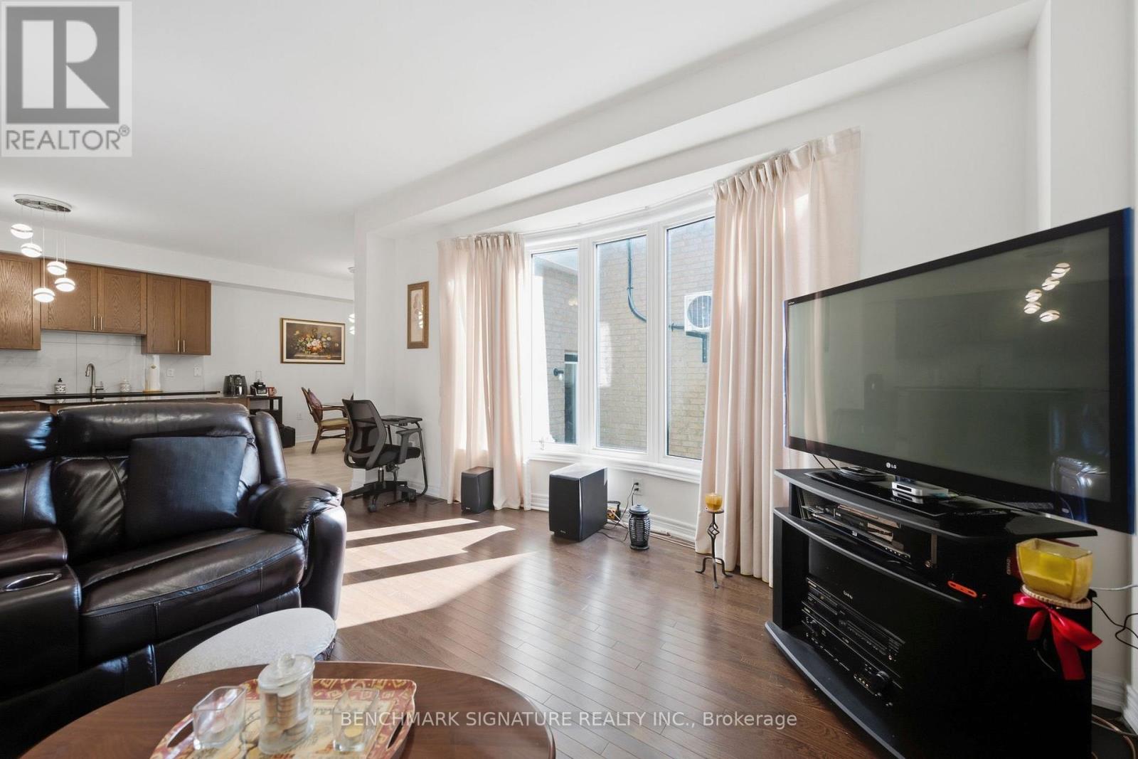 69 Windyton Avenue, Markham, Ontario  L6B 1M4 - Photo 16 - N13885366