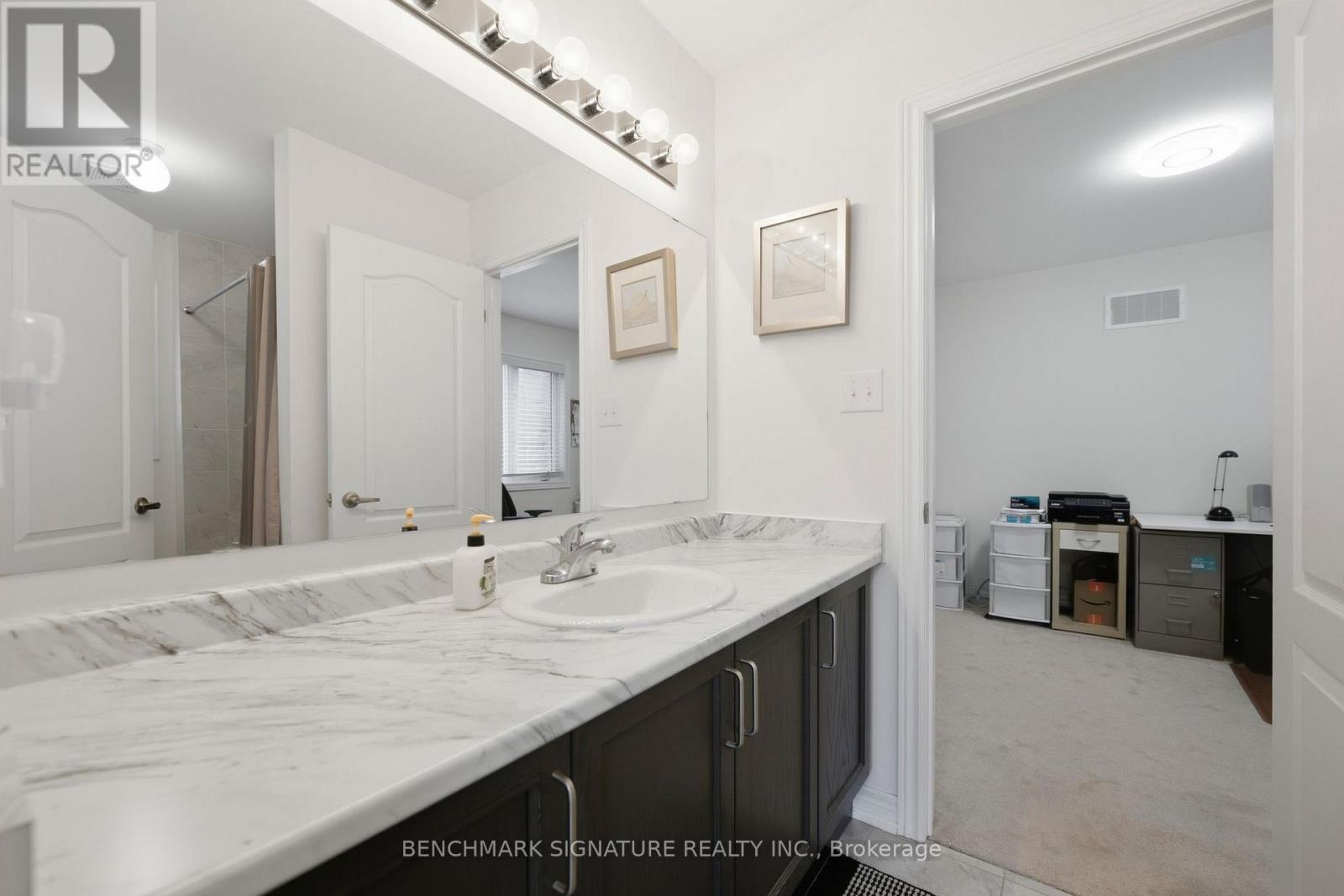 69 Windyton Avenue, Markham, Ontario  L6B 1M4 - Photo 33 - N13885366