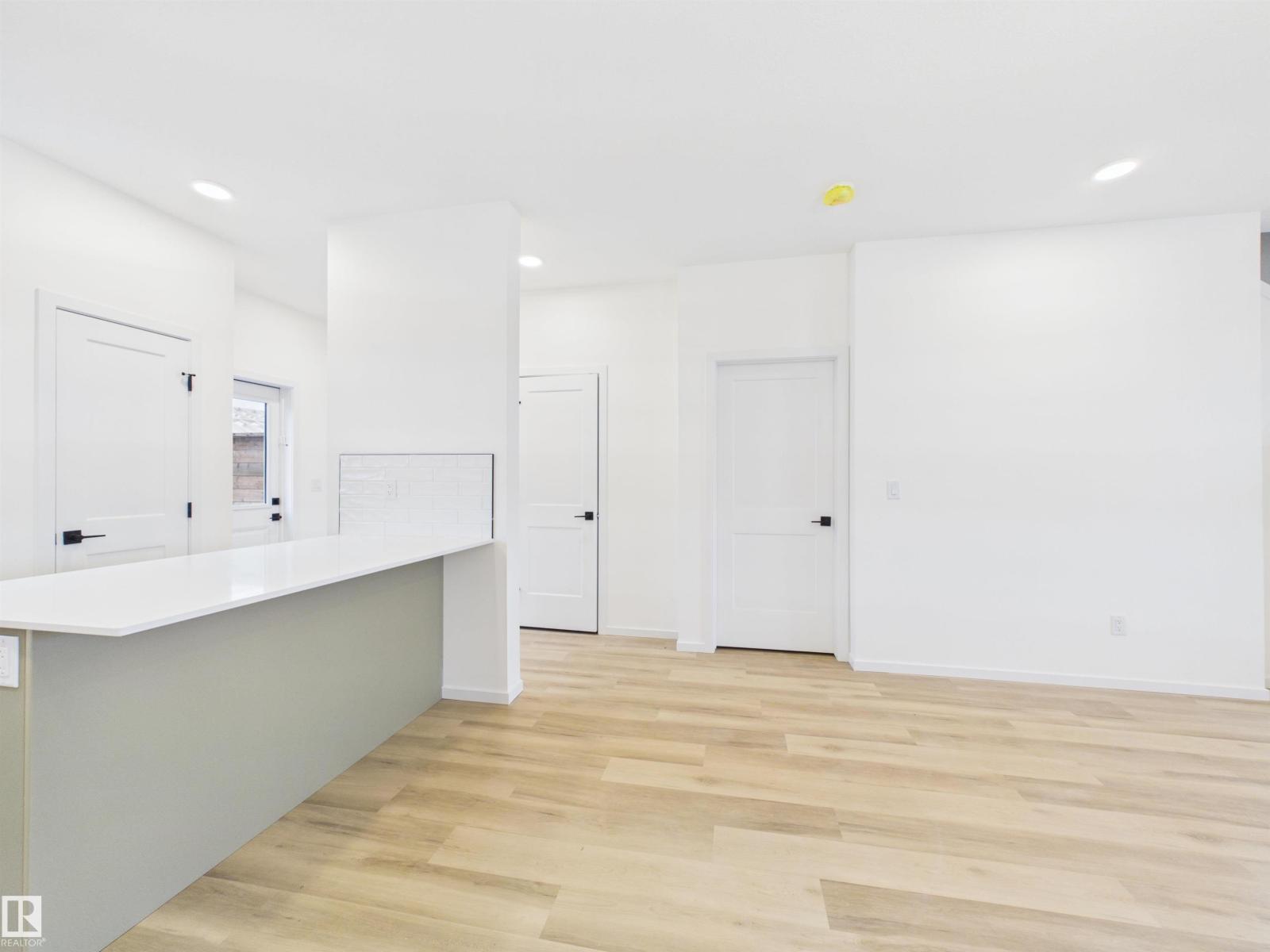 21 BRICKYARD LI