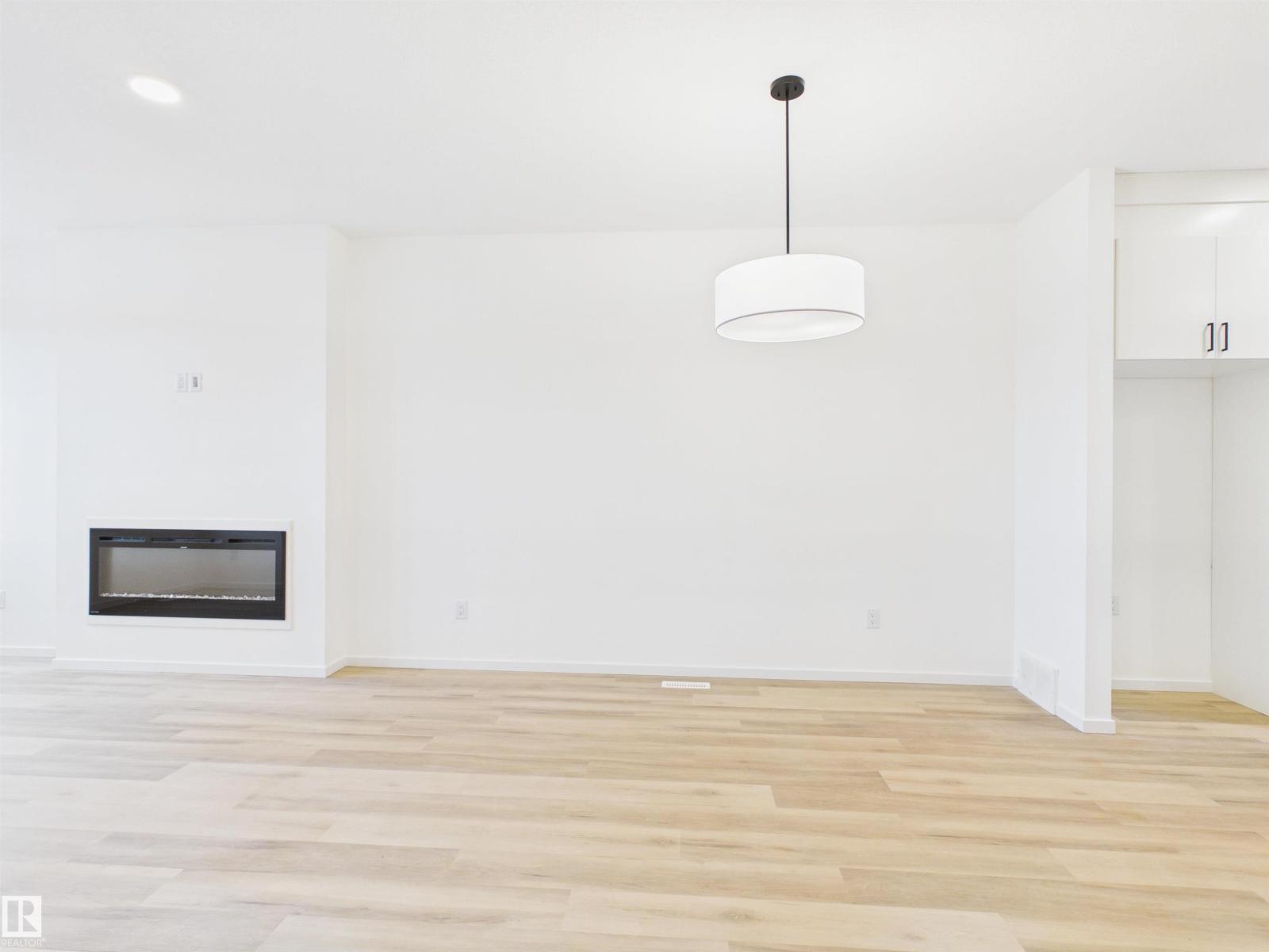 21 BRICKYARD LI