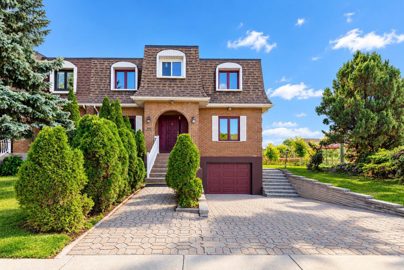 305 Av. Victor-Hugo Brossard Quebec Canada J4W1T4 1