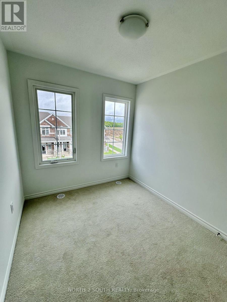 126 Ennerdale Street, Barrie, Ontario  L9J 1A5 - Photo 13 - S13875954
