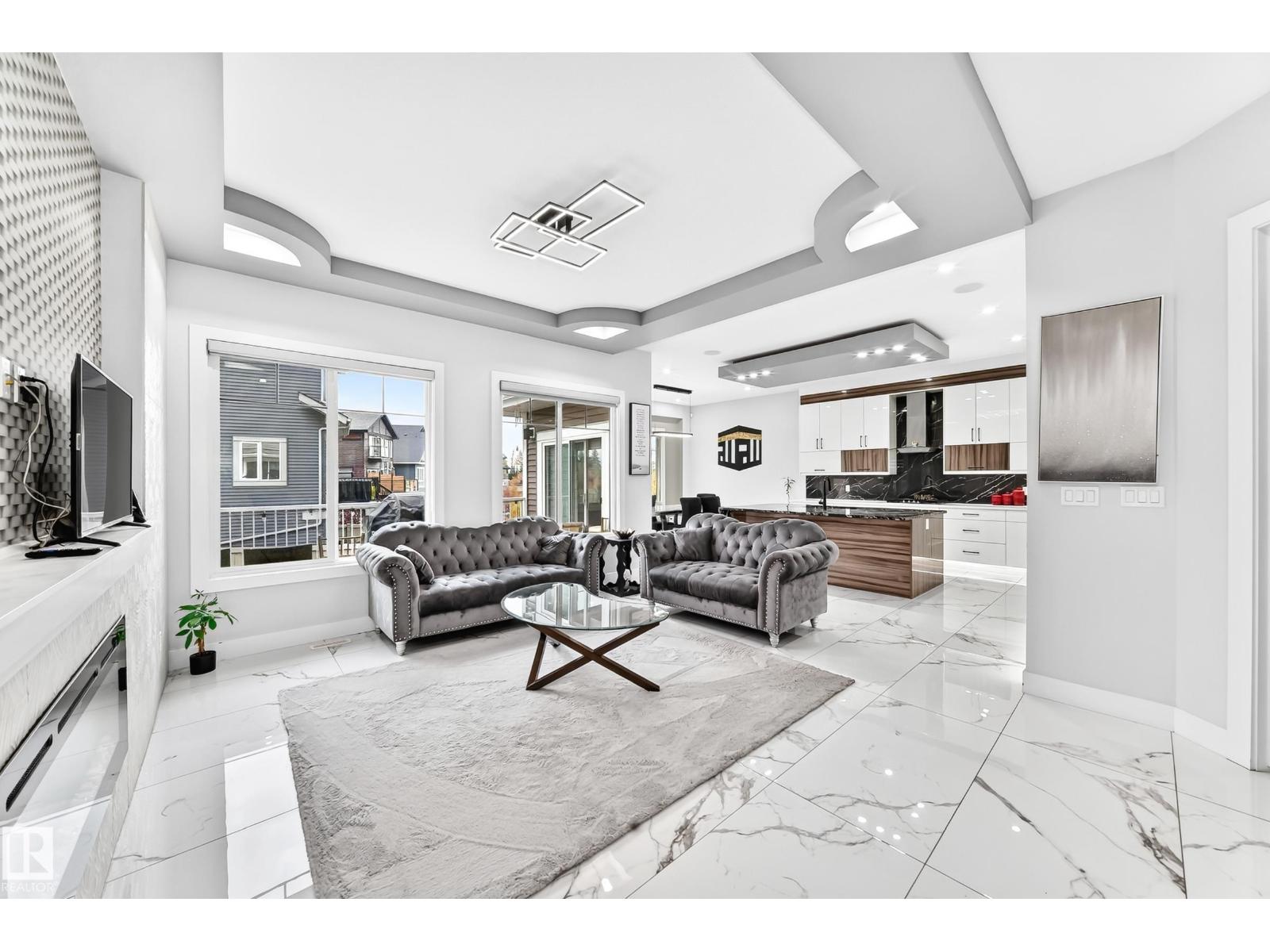 1667 ENRIGHT WY NW NW