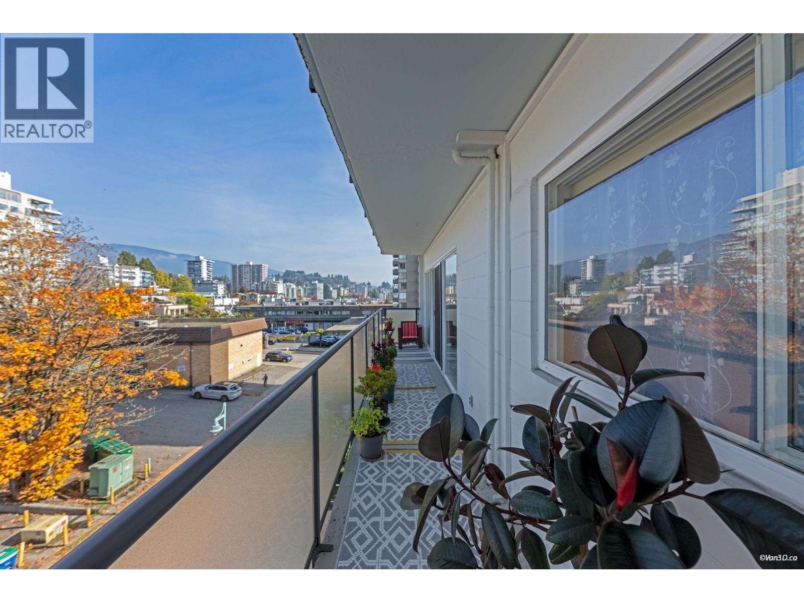 403 1845 Bellevue Avenue, West Vancouver, British Columbia  V7V 1B2 - Photo 18 - R3174361