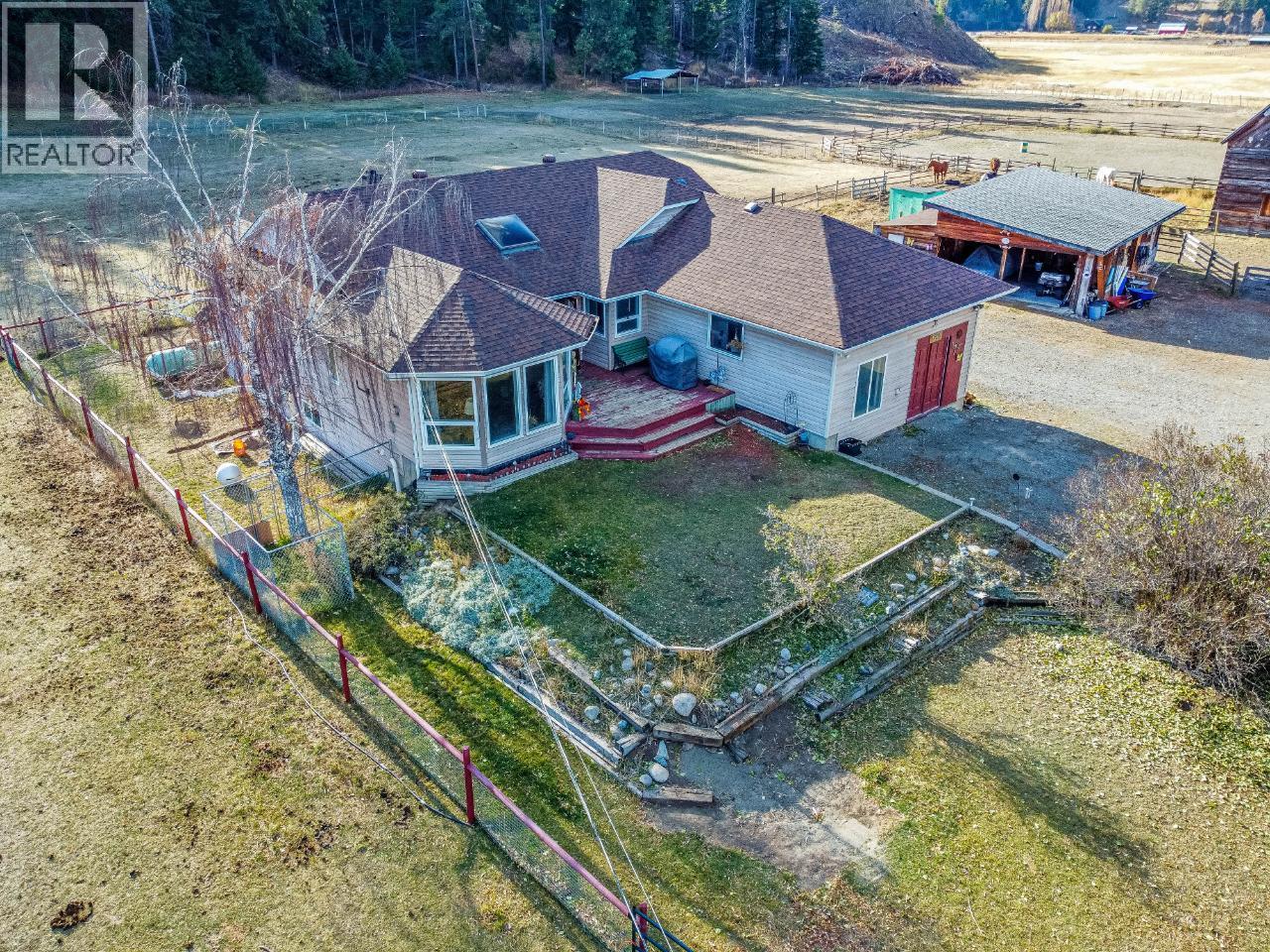 1740 Macaulay Road, Merritt, British Columbia  V0K 2L0 - Photo 2 - 10403332