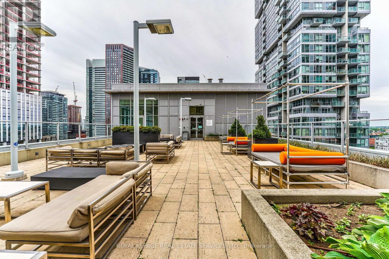 430 - 21 Nelson Street, Toronto (Waterfront Communities), Ontario  M5V 3H9 - Photo 20 - C13885372