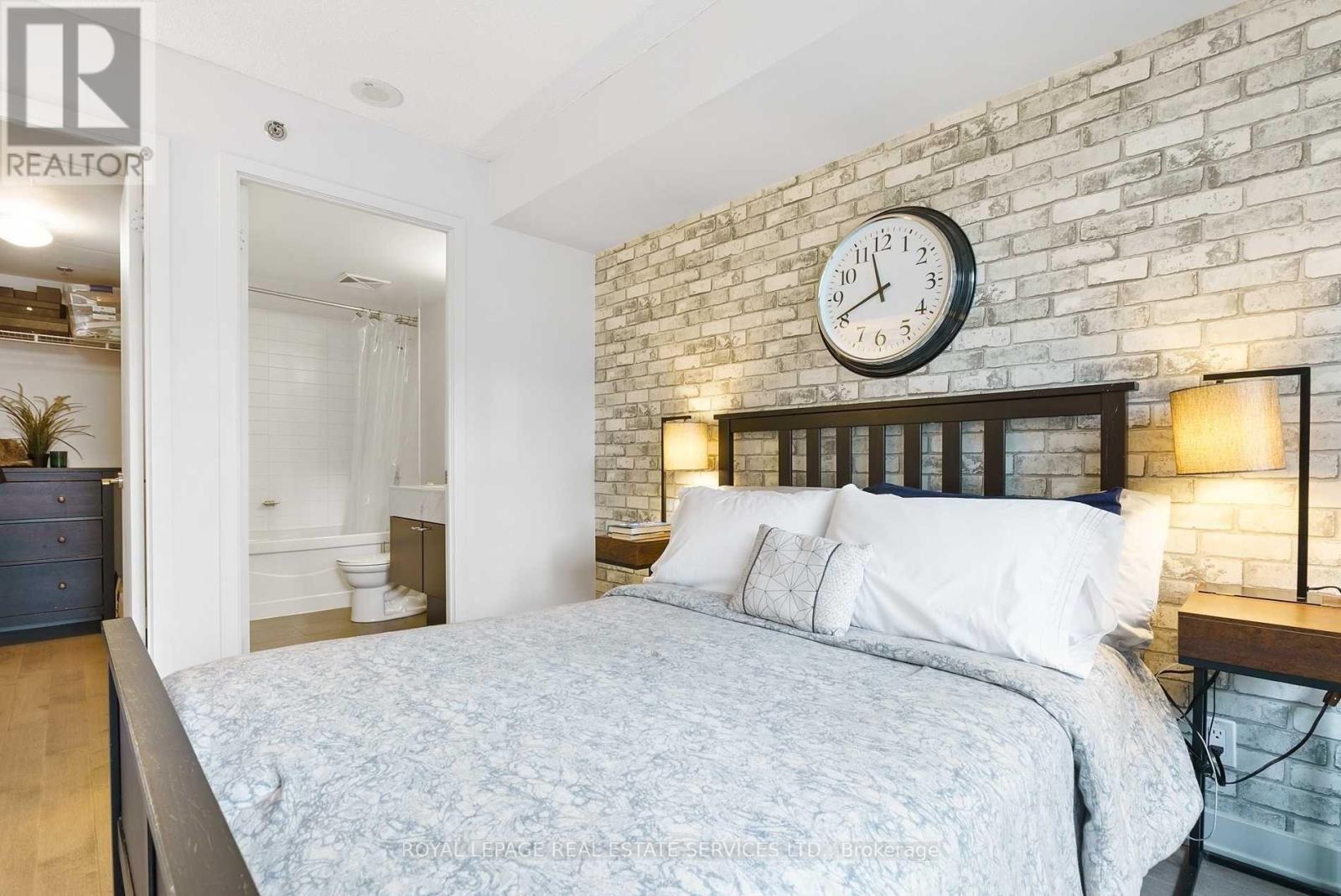 430 - 21 Nelson Street, Toronto (Waterfront Communities), Ontario  M5V 3H9 - Photo 9 - C13885372