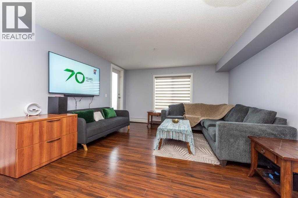 2212, 15 Saddlestone Way NE