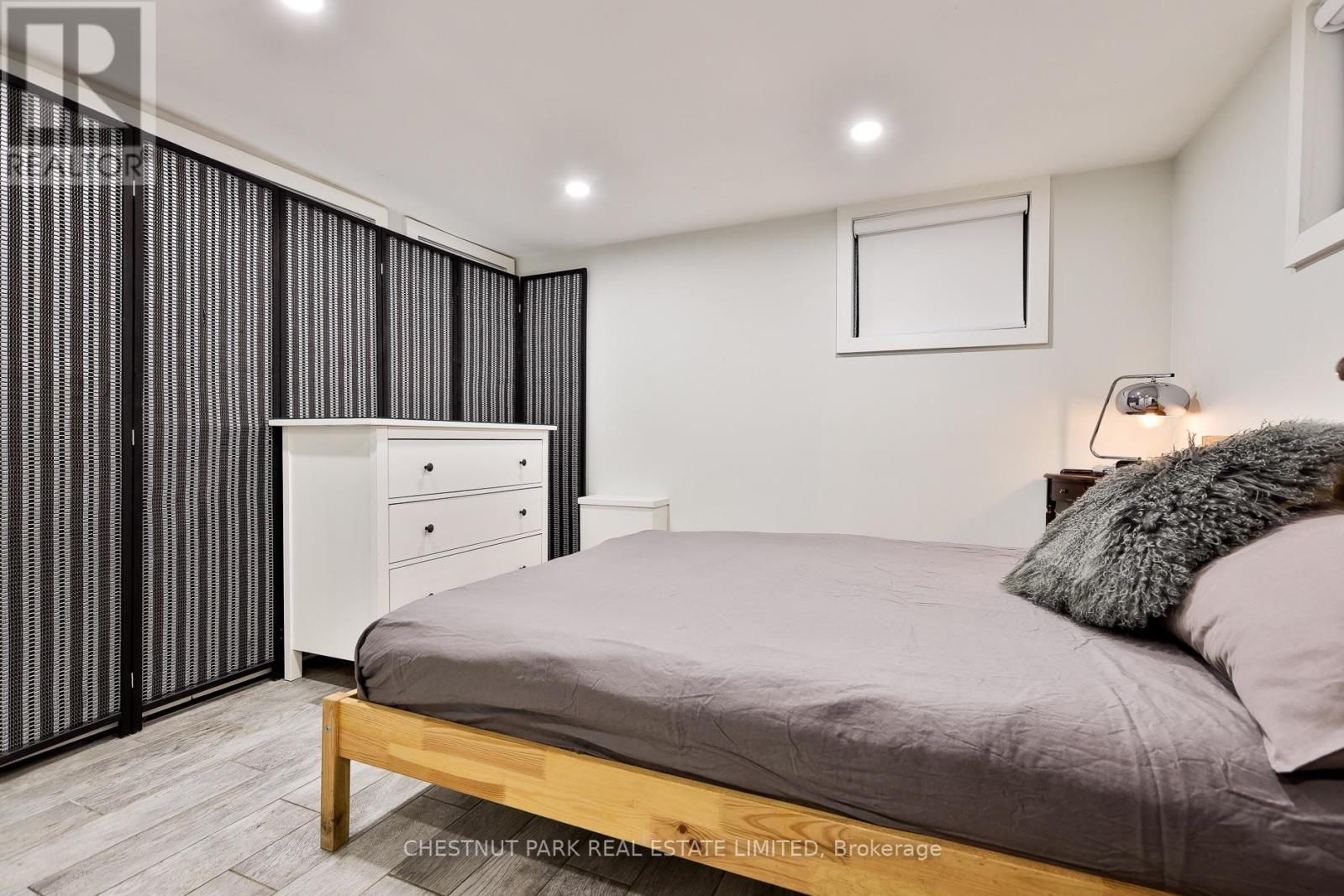 Rear - 95 Parkside Drive, Toronto (High Park-Swansea), Ontario  M6R 2Y8 - Photo 20 - W13885376
