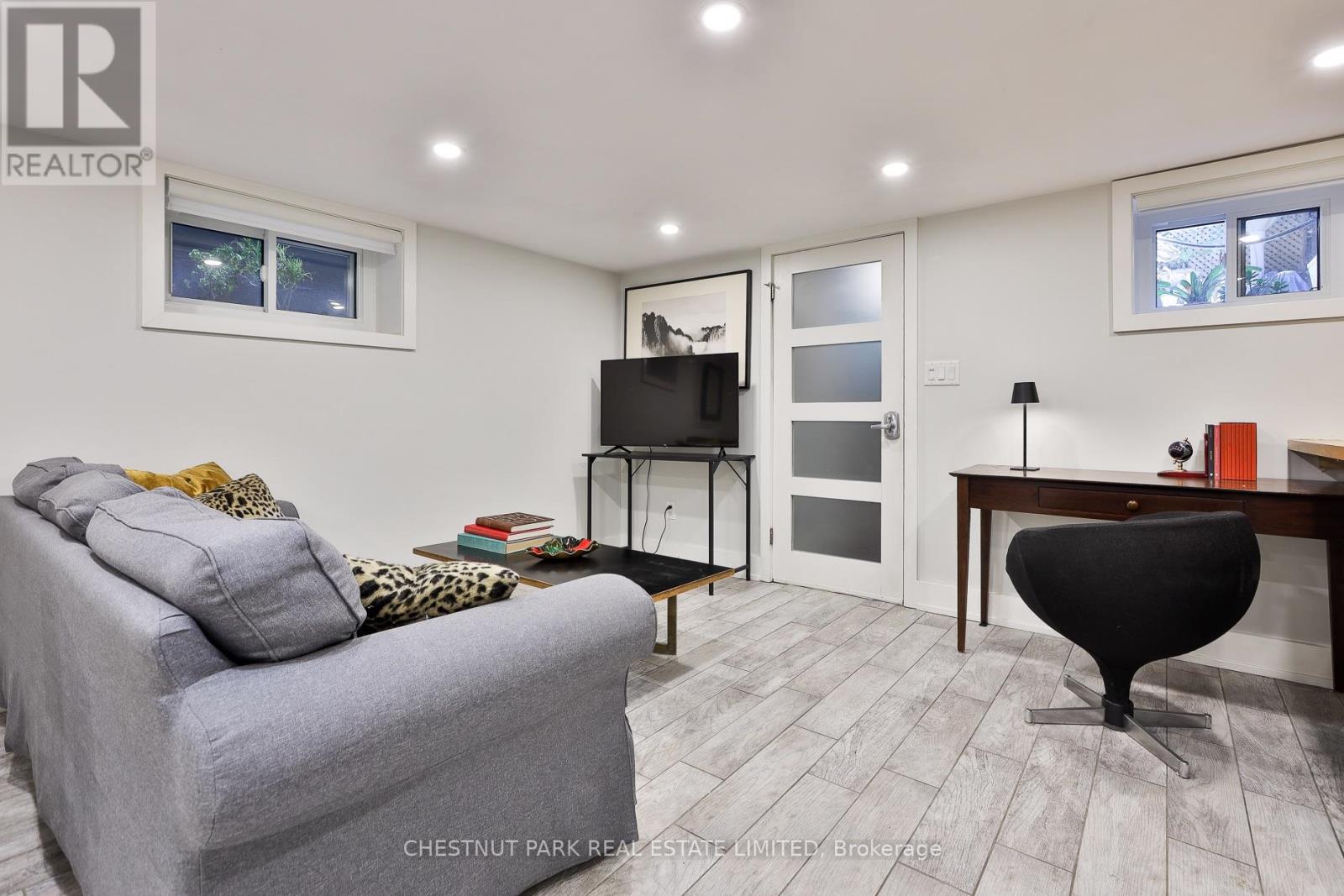 Rear - 95 Parkside Drive, Toronto (High Park-Swansea), Ontario  M6R 2Y8 - Photo 4 - W13885376