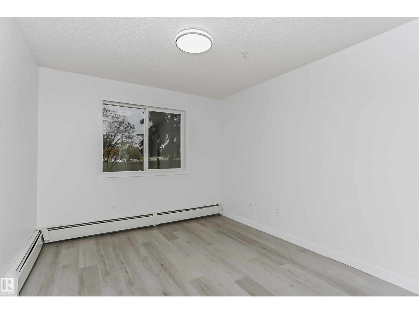 #124 10511 42 AV NW
