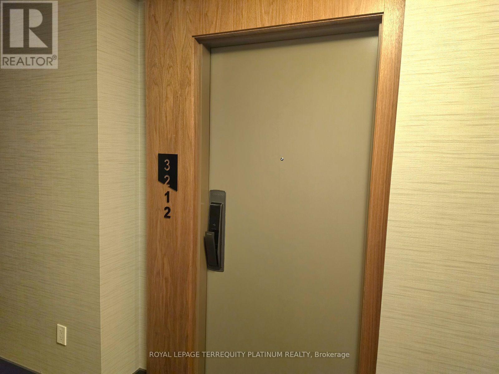 3212 - 10 York Street, Toronto, Ontario  M5J 0E1 - Photo 14 - C13885384