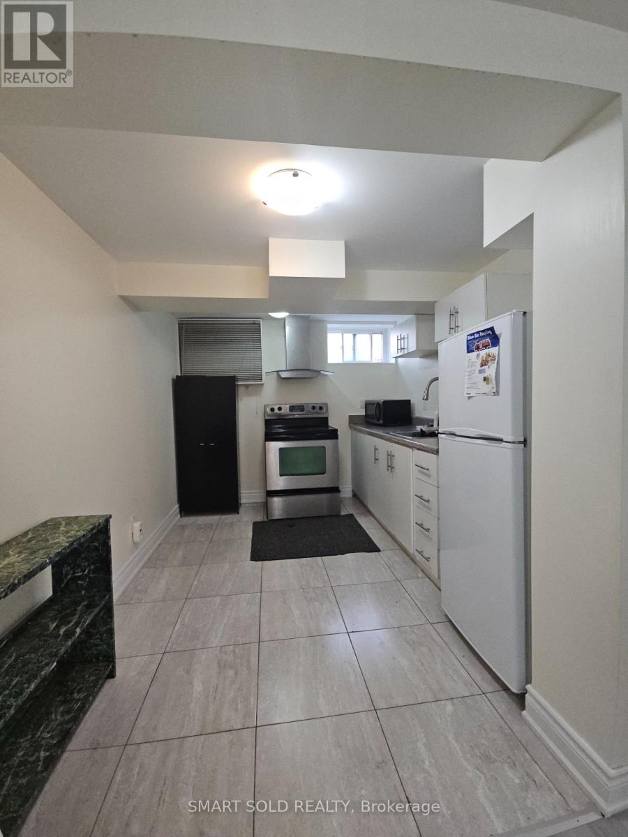 Bssement - 711 Dunlop Street W, Whitby, Ontario  L1N 1V4 - Photo 5 - E13885388