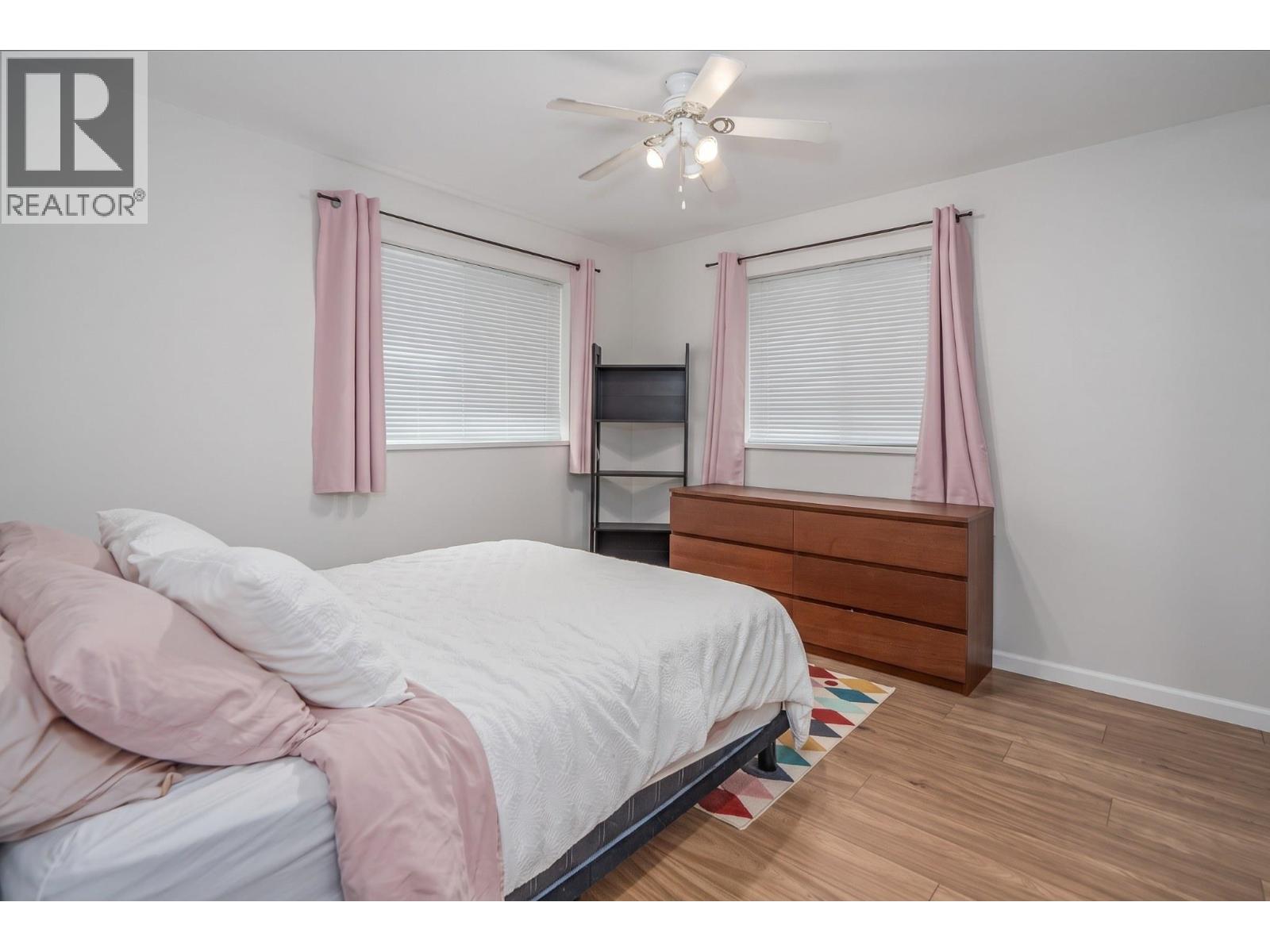 251 Douglas Crescent, Richmond, British Columbia  V7B 1E4 - Photo 37 - R3173763