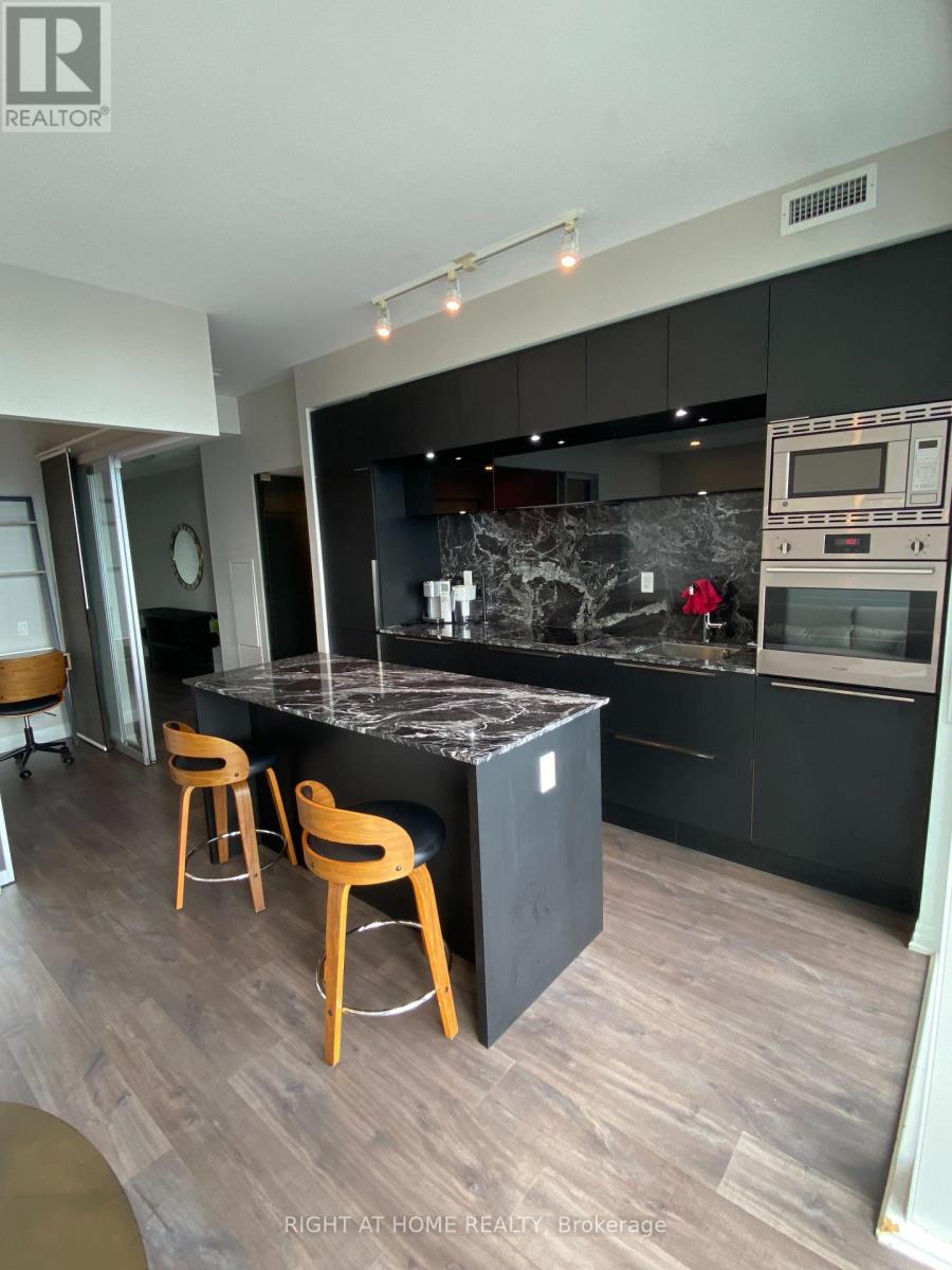 2307 - 88 Blue Jays Way SW, Toronto, Ontario  M5V 0L7 - Photo 4 - C13885392