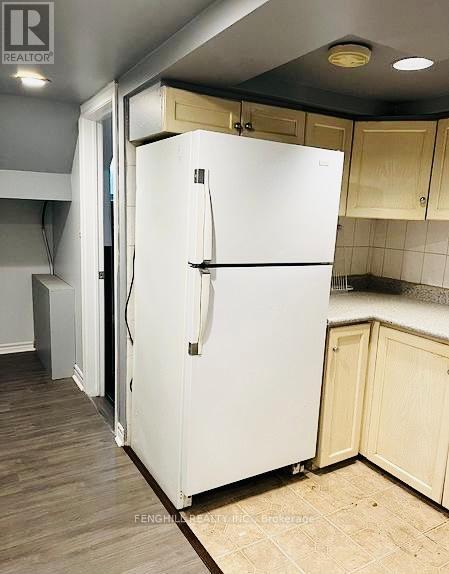 Bsmt - 218 Finch Avenue E, Toronto, Ontario  M2N 4R9 - Photo 8 - C13885398