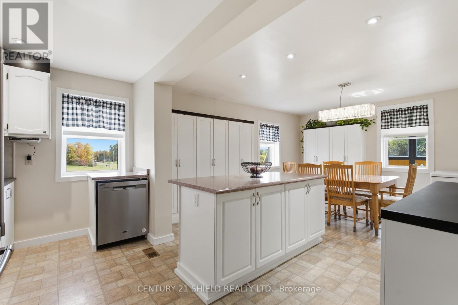 18753 County Rd 19 Road, South Glengarry, Ontario  K0C 2J0 - Photo 18 - X13885408