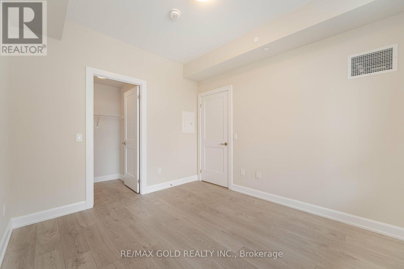 817 - 3220 William Coltson Avenue, Oakville, Ontario  L6H 7X9 - Photo 15 - W13885402