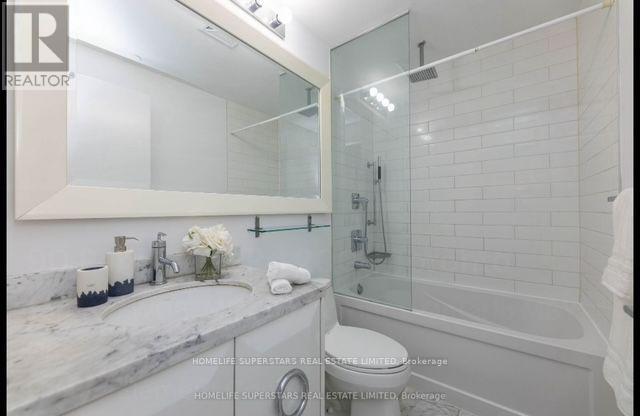 2001 - 90 Park Lawn Road, Toronto, Ontario  M8Y 0B6 - Photo 3 - W13885416