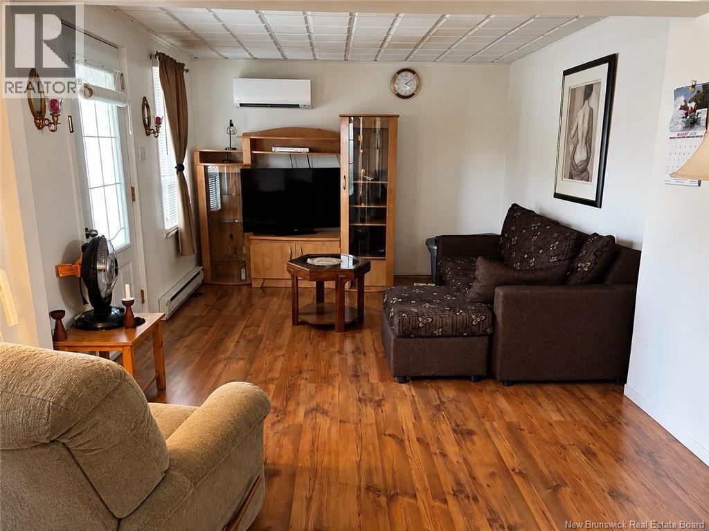 145 Isidore-Boucher, Saint-Jacques, New Brunswick  E7B 1W3 - Photo 3 - NB149500
