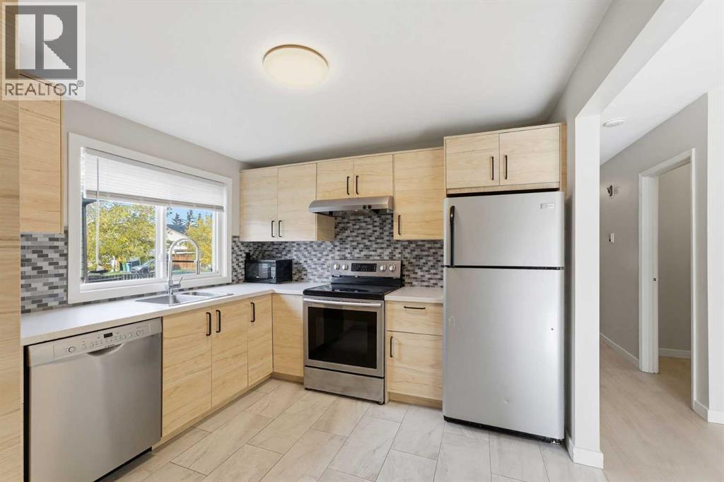 5114 Bowness Road Nw, Calgary, Alberta  T3B 0C2 - Photo 4 - A2350953
