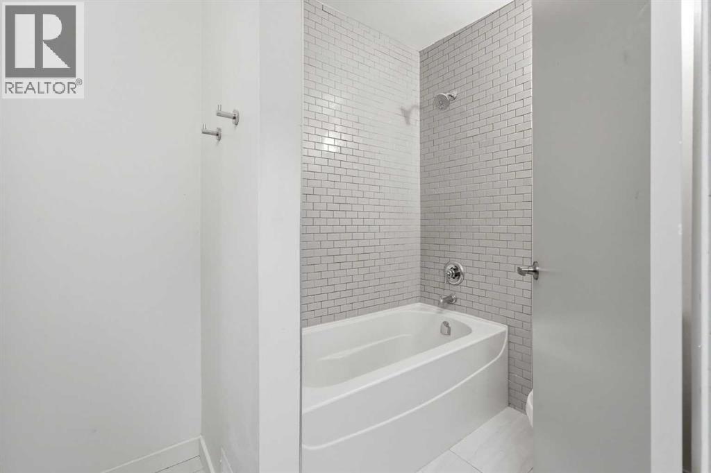 5114 Bowness Road Nw, Calgary, Alberta  T3B 0C2 - Photo 11 - A2350953