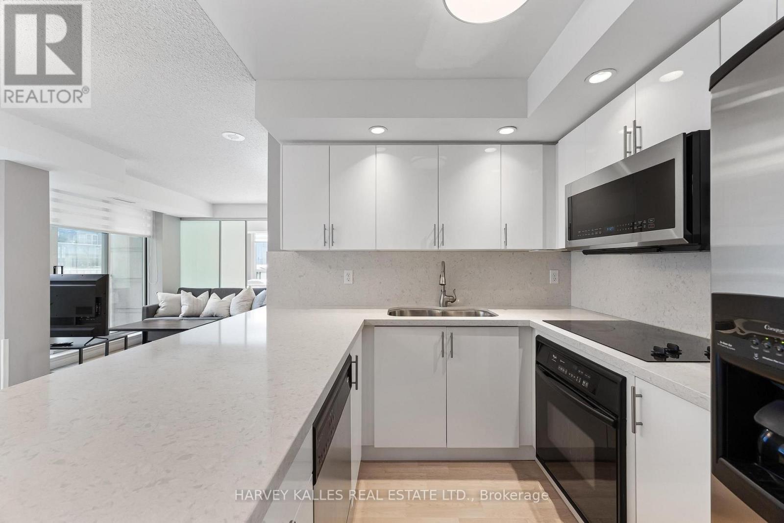 515 - 140 Simcoe Street, Toronto, Ontario  M5H 4E9 - Photo 10 - C13885426