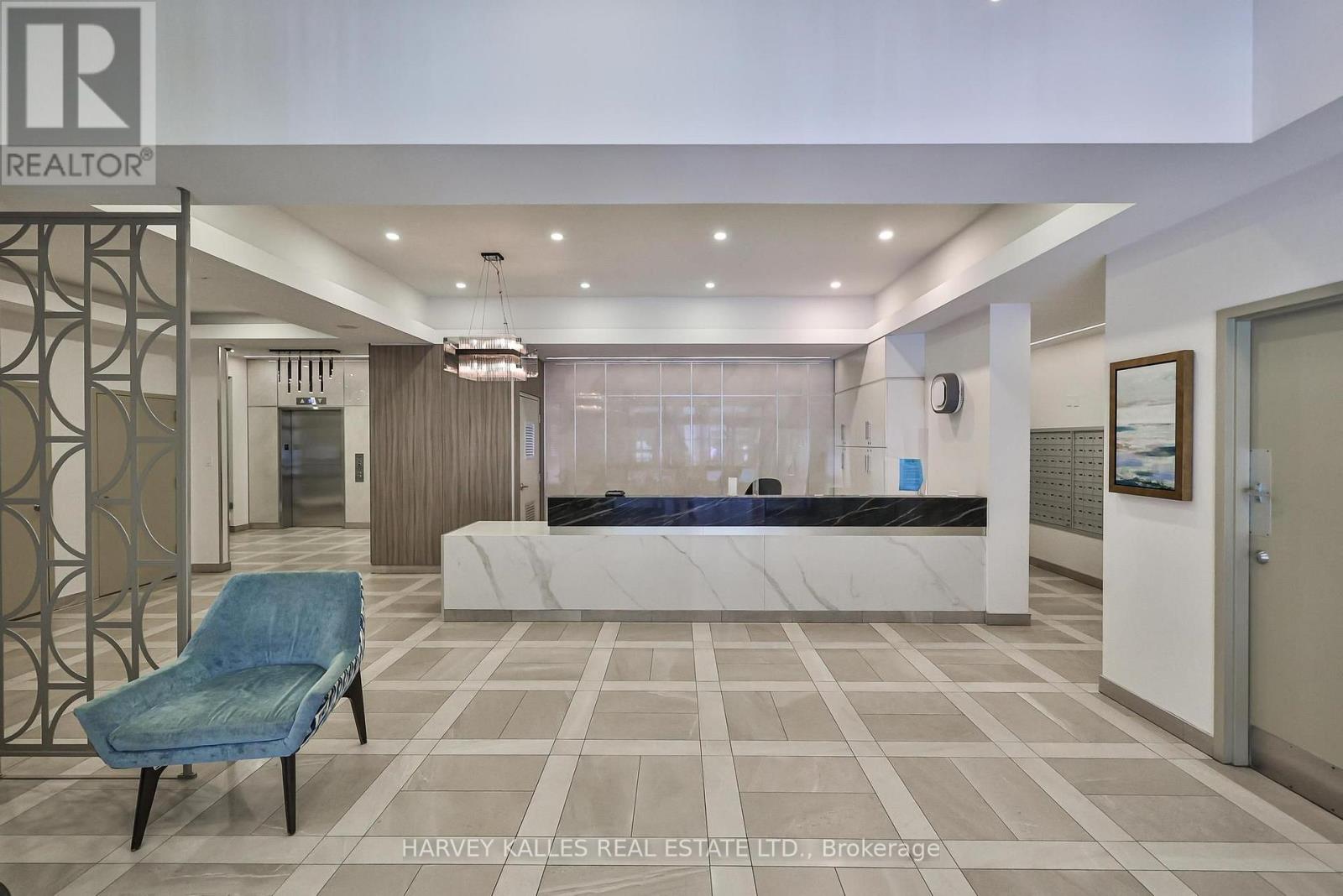 515 - 140 Simcoe Street, Toronto, Ontario  M5H 4E9 - Photo 6 - C13885426