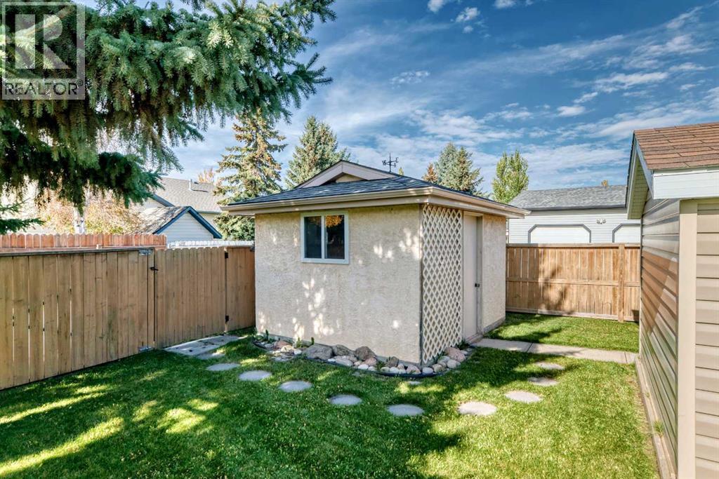 4310 60 Avenue, Innisfail, Alberta  T4G 1L2 - Photo 46 - A2348960