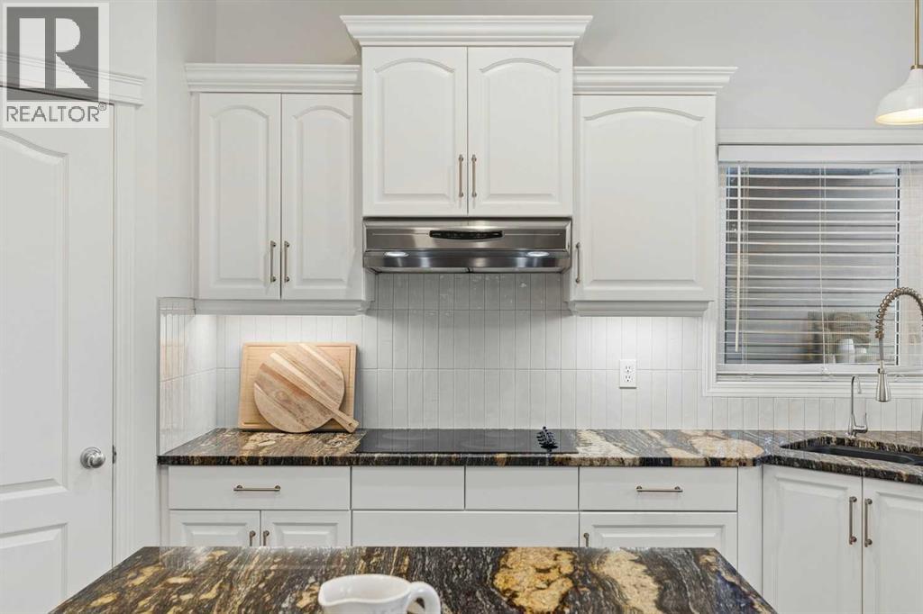 270 Cougar Ridge Drive SW, Calgary, Alberta  T3H 5S6 - Photo 21 - A2350846