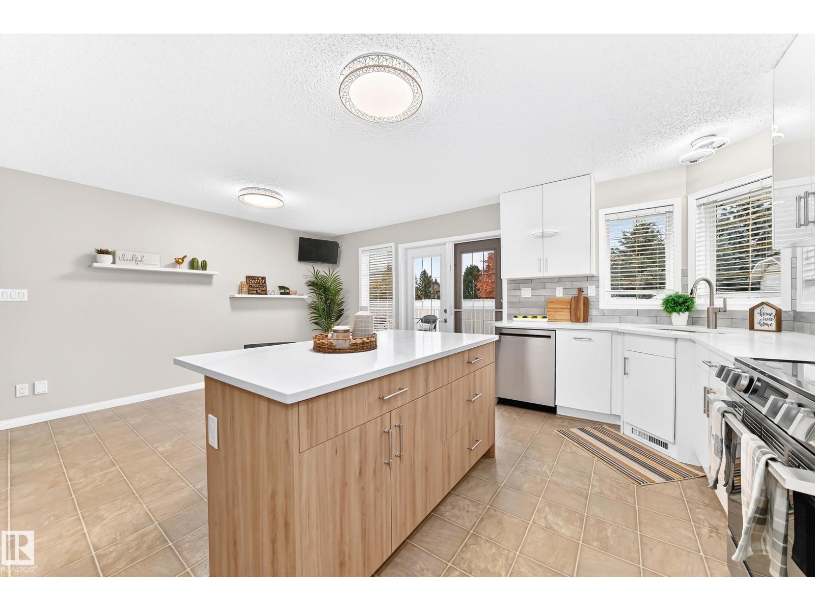 Unknown Address, ,    - Photo 21 - E4512645