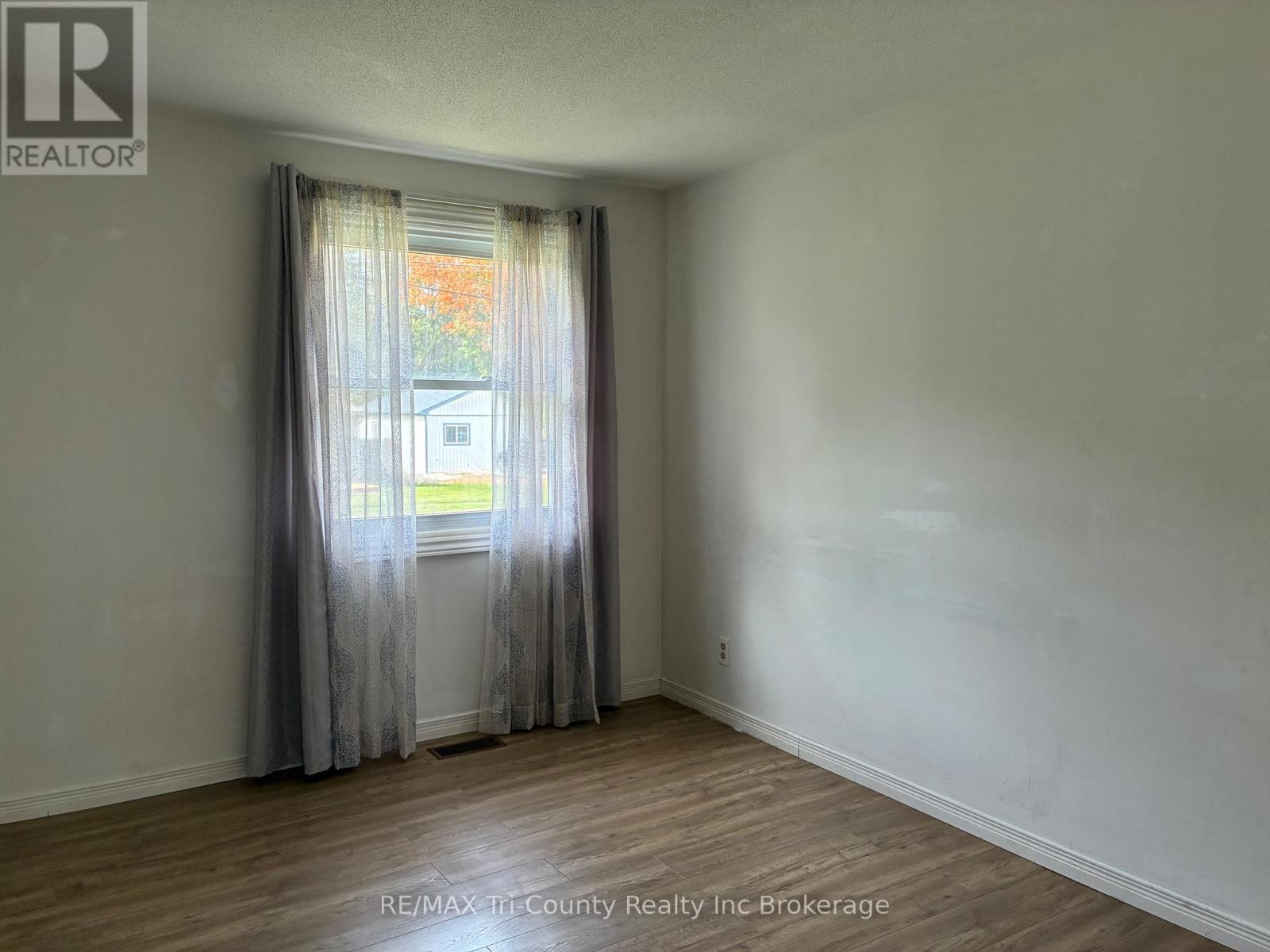 10 Elizabeth Street, Bayham, Ontario  N0J 1T0 - Photo 17 - X13857436