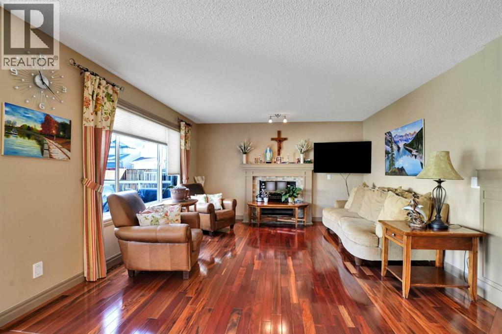 264 Willowmere Close, Chestermere, Alberta T1X 1R3 - Photo 8 - A2348950